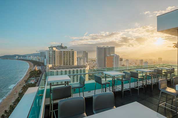 Altitude Rooftop Bar